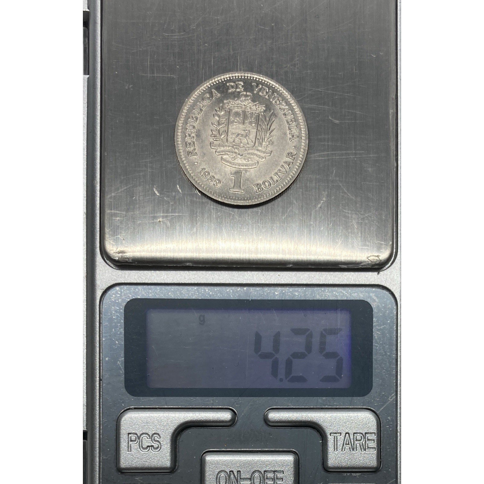 1989 Venezuela 1 Bolivar Coin - Y# 52a.1