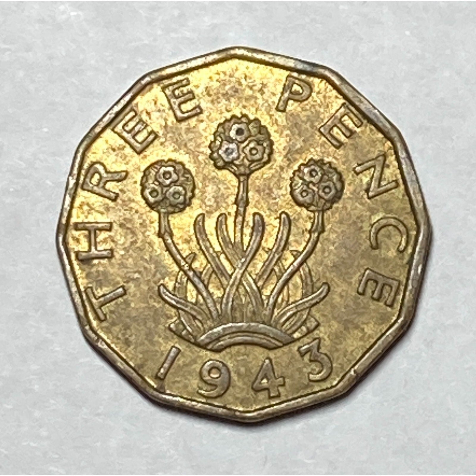 1943 United Kingdom Three Pence Coin - KM# 849